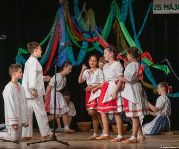 Spravodajstvo z podujatí / Medzinárodný festival detských folklórnych súborov v Rožňave očaril návštevníkov - foto