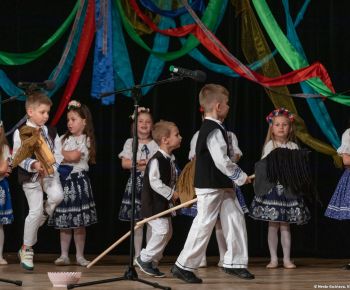 Spravodajstvo z podujatí / Medzinárodný festival detských folklórnych súborov v Rožňave očaril návštevníkov - foto