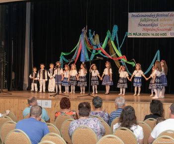 Spravodajstvo z podujatí / Medzinárodný festival detských folklórnych súborov v Rožňave očaril návštevníkov - foto