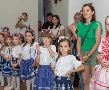 Spravodajstvo z podujatí / Medzinárodný festival detských folklórnych súborov v Rožňave očaril návštevníkov - foto