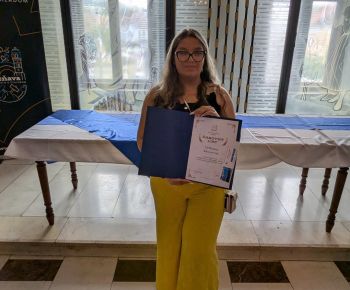 Spravodajstvo z podujatí / Slávnosť v Historickej Radnici v Rožňave ocenila talentovaných žiakov a pedagogických a nepedagogických zamestnancov odchádzajúcich do dôchodku - foto Spravodajstvo z podujatí / Slávnosť v Historickej Radnici v Rožňave ocenila talentovaných žiakov a pedagogických a nepedagogických zamestnancov odchádzajúcich do dôchodku - foto