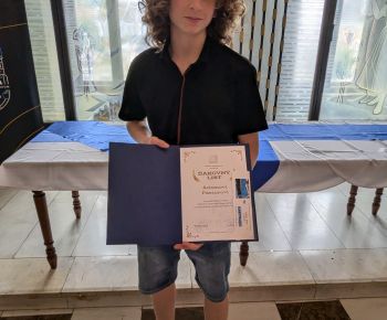 Spravodajstvo z podujatí / Slávnosť v Historickej Radnici v Rožňave ocenila talentovaných žiakov a pedagogických a nepedagogických zamestnancov odchádzajúcich do dôchodku - foto Spravodajstvo z podujatí / Slávnosť v Historickej Radnici v Rožňave ocenila talentovaných žiakov a pedagogických a nepedagogických zamestnancov odchádzajúcich do dôchodku - foto