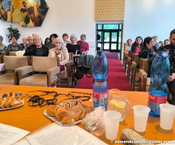 Spravodajstvo z podujatí / Beseda občianskeho združenia Gemerskí umelci so zameraním na  Rómsku ženu - matku - tvorkyňu - foto Spravodajstvo z podujatí / Beseda občianskeho združenia Gemerskí umelci so zameraním na  Rómsku ženu - matku - tvorkyňu - foto