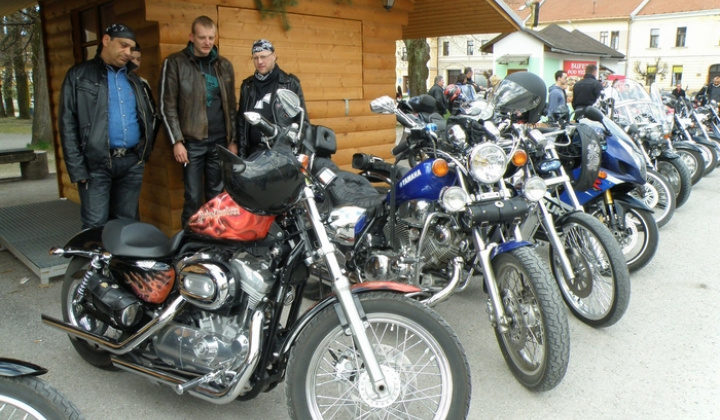 Jarné stretnutie motorkárov - otvorenie sezóny 2011