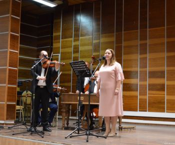 Akcie v dennom centre rok 2024 / Deň matiek - foto Akcie v dennom centre rok 2024 / Deň matiek - foto