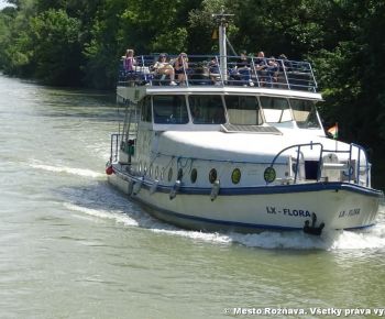 Akcie v dennom centre rok 2024 / Plavba po Bodrogu - foto Akcie v dennom centre rok 2024 / Plavba po Bodrogu - foto