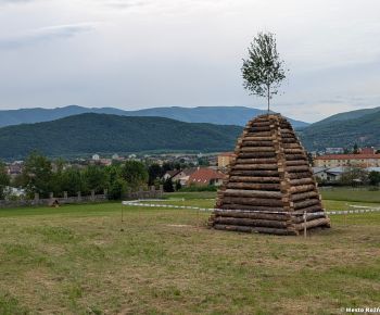 Spravodajstvo z podujatí / Vatra slobody v Rožňave prilákala viac ako tisíc návštevníkov! - foto
