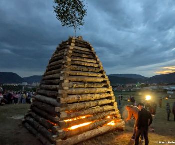 Spravodajstvo z podujatí / Vatra slobody v Rožňave prilákala viac ako tisíc návštevníkov! - foto