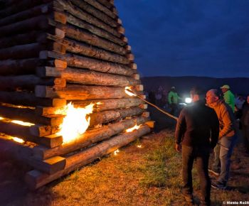 Spravodajstvo z podujatí / Vatra slobody v Rožňave prilákala viac ako tisíc návštevníkov! - foto