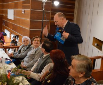Akcie v dennom centre rok 2024 / Kapustnica - foto