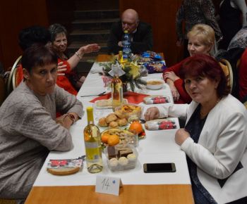 Akcie v dennom centre rok 2024 / Kapustnica - foto