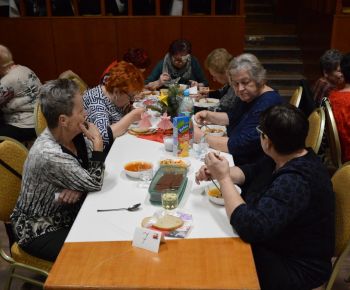 Akcie v dennom centre rok 2024 / Kapustnica - foto