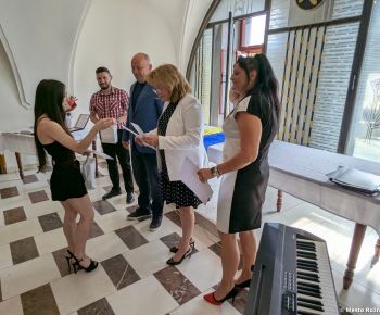 Spravodajstvo z podujatí / Ocenenie najúspešnejších žiakov základných škôl  v zriaďovateľskej pôsobnosti mesta Rožňava - foto