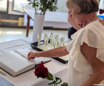 Spravodajstvo z podujatí / Pozdravenie pedagogických a nepedagogických zamestnancov  odchádzajúcich do dôchodku - foto