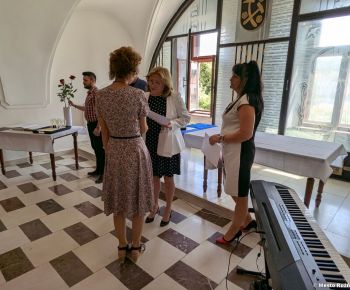 Spravodajstvo z podujatí / Pozdravenie pedagogických a nepedagogických zamestnancov  odchádzajúcich do dôchodku - foto
