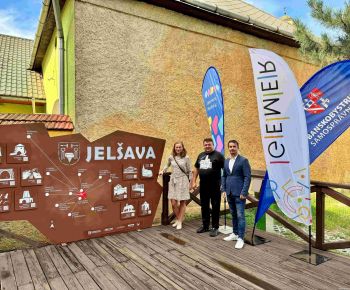 Spravodajstvo z podujatí / Turistické atraktivity mesta Jelšava a jeho okolia predstavuje nový informačný bod - foto