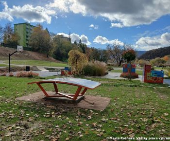 Spravodajstvo z podujatí / Výsadba drevín na dopravnom ihrisku - foto
