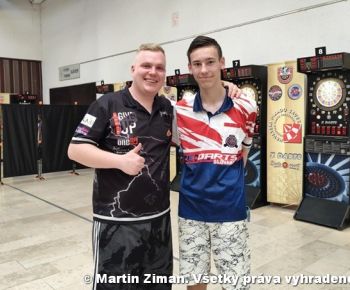 Spravodajstvo z podujatí / Reprezentácia mesta Rožňava v klasických a elektronických šípkach - foto