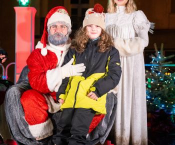 Spravodajstvo z podujatí / Rozprávkové Vianočné trhy 2025 priniesli do Rožňavy čarovnú atmosféru - foto