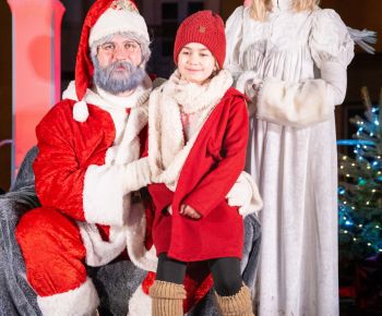 Spravodajstvo z podujatí / Rozprávkové Vianočné trhy 2025 priniesli do Rožňavy čarovnú atmosféru - foto