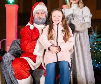 Spravodajstvo z podujatí / Rozprávkové Vianočné trhy 2025 priniesli do Rožňavy čarovnú atmosféru - foto