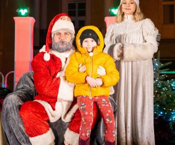 Spravodajstvo z podujatí / Rozprávkové Vianočné trhy 2025 priniesli do Rožňavy čarovnú atmosféru - foto