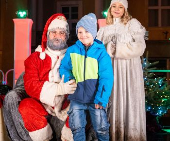 Spravodajstvo z podujatí / Rozprávkové Vianočné trhy 2025 priniesli do Rožňavy čarovnú atmosféru - foto