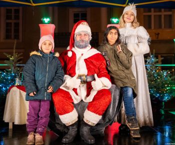 Spravodajstvo z podujatí / Rozprávkové Vianočné trhy 2025 priniesli do Rožňavy čarovnú atmosféru - foto