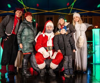 Spravodajstvo z podujatí / Rozprávkové Vianočné trhy 2025 priniesli do Rožňavy čarovnú atmosféru - foto