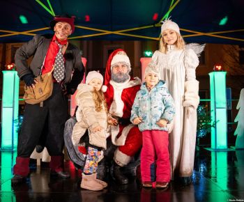 Spravodajstvo z podujatí / Rozprávkové Vianočné trhy 2025 priniesli do Rožňavy čarovnú atmosféru - foto