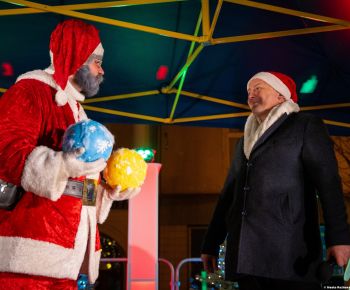 Spravodajstvo z podujatí / Rozprávkové Vianočné trhy 2025 priniesli do Rožňavy čarovnú atmosféru - foto