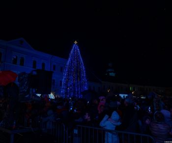 Spravodajstvo z podujatí / Rozprávkové Vianočné trhy 2025 priniesli do Rožňavy čarovnú atmosféru - foto