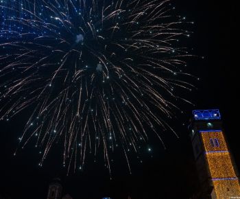 Spravodajstvo z podujatí / Rozprávkové Vianočné trhy 2025 priniesli do Rožňavy čarovnú atmosféru - foto