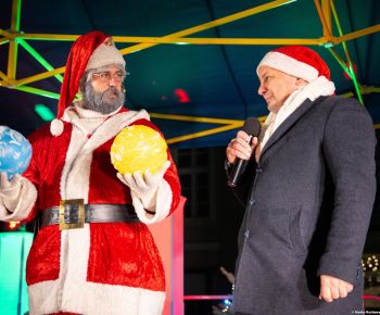 Spravodajstvo z podujatí / Rozprávkové Vianočné trhy 2025 priniesli do Rožňavy čarovnú atmosféru - foto