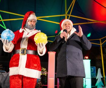 Spravodajstvo z podujatí / Rozprávkové Vianočné trhy 2025 priniesli do Rožňavy čarovnú atmosféru - foto