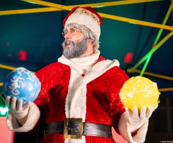 Spravodajstvo z podujatí / Rozprávkové Vianočné trhy 2025 priniesli do Rožňavy čarovnú atmosféru - foto