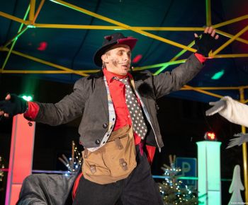 Spravodajstvo z podujatí / Rozprávkové Vianočné trhy 2025 priniesli do Rožňavy čarovnú atmosféru - foto