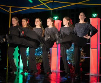 Spravodajstvo z podujatí / Rozprávkové Vianočné trhy 2025 priniesli do Rožňavy čarovnú atmosféru - foto