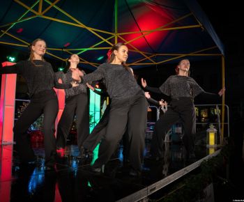 Spravodajstvo z podujatí / Rozprávkové Vianočné trhy 2025 priniesli do Rožňavy čarovnú atmosféru - foto