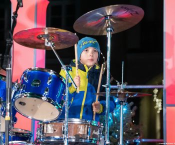 Spravodajstvo z podujatí / Rozprávkové Vianočné trhy 2025 priniesli do Rožňavy čarovnú atmosféru - foto