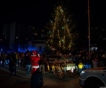 Spravodajstvo z podujatí / Rozprávkové Vianočné trhy 2025 priniesli do Rožňavy čarovnú atmosféru - foto