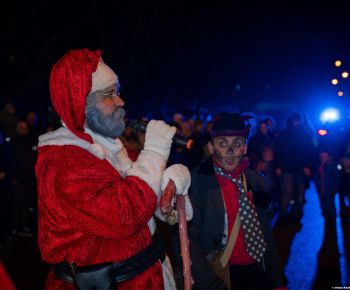 Spravodajstvo z podujatí / Rozprávkové Vianočné trhy 2025 priniesli do Rožňavy čarovnú atmosféru - foto