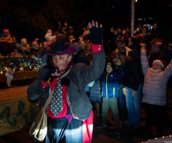 Spravodajstvo z podujatí / Rozprávkové Vianočné trhy 2025 priniesli do Rožňavy čarovnú atmosféru - foto