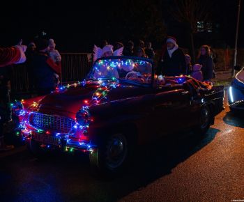 Spravodajstvo z podujatí / Rozprávkové Vianočné trhy 2025 priniesli do Rožňavy čarovnú atmosféru - foto