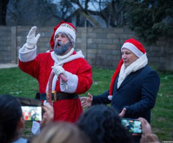 Spravodajstvo z podujatí / Rozprávkové Vianočné trhy 2025 priniesli do Rožňavy čarovnú atmosféru - foto