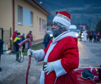 Spravodajstvo z podujatí / Rozprávkové Vianočné trhy 2025 priniesli do Rožňavy čarovnú atmosféru - foto