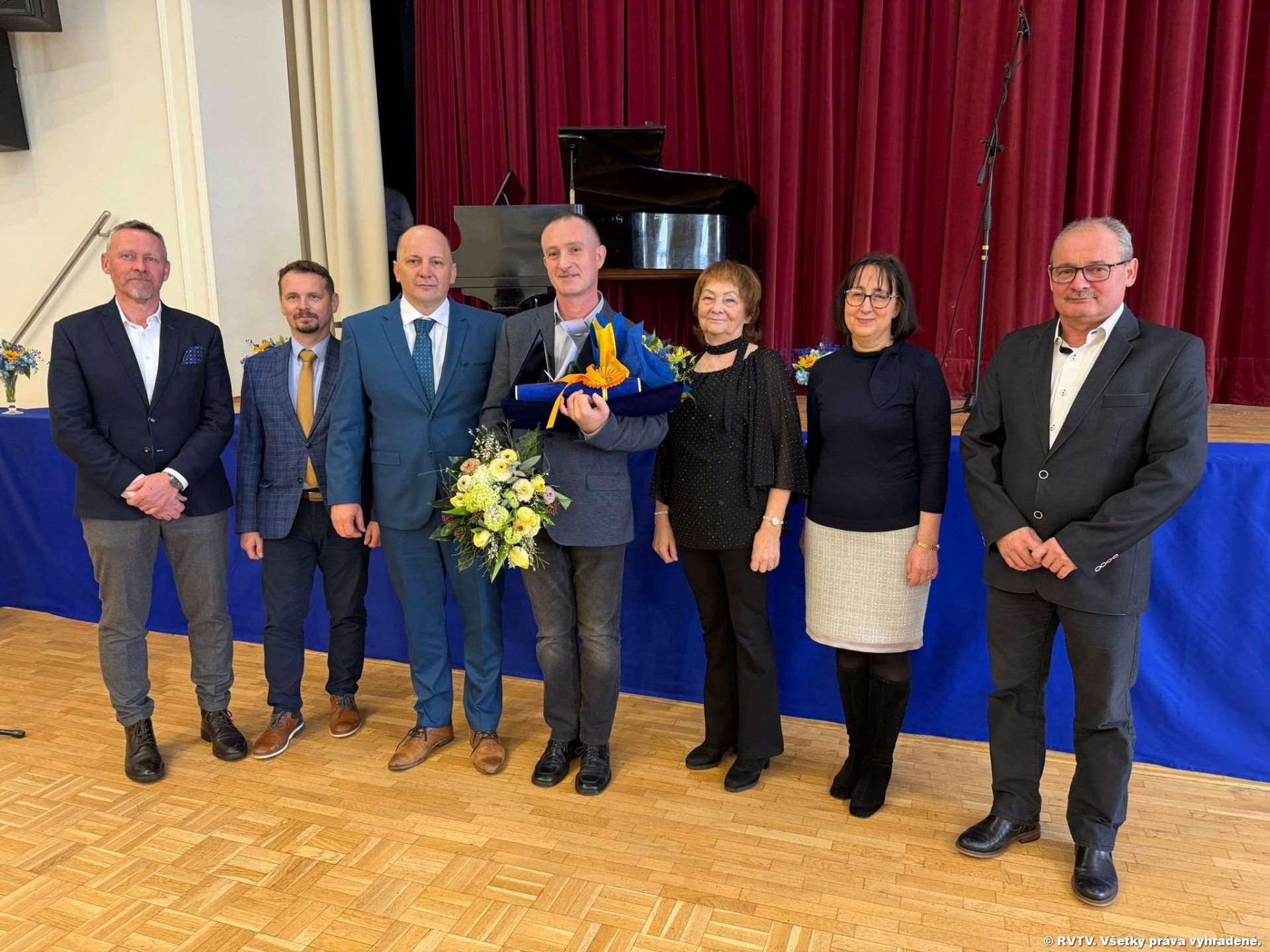 drzitel knazovickeho plakedy