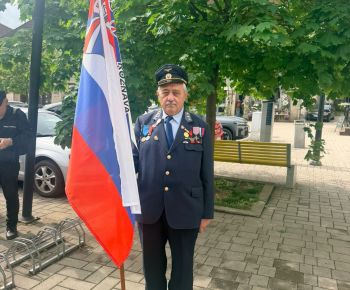 Spravodajstvo z podujatí / Mesto vzdalo hold hrdinom a odhalilo pamätnú tabuľu  - foto