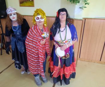 Akcie v dennom centre rok 2026 / Maškarný ples - foto