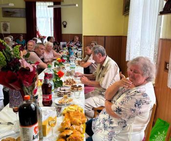 Akcie v dennom centre rok 2026 / Oslava životných jubileí členov Denného centra a JDS MO Rožňava - foto